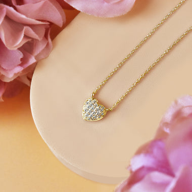 yellow_gold_diamond_heart_shaped_necklace_7.98mm.x8.20mm._jewels_by_tarry