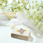 Mother of pearl clover ring in gold