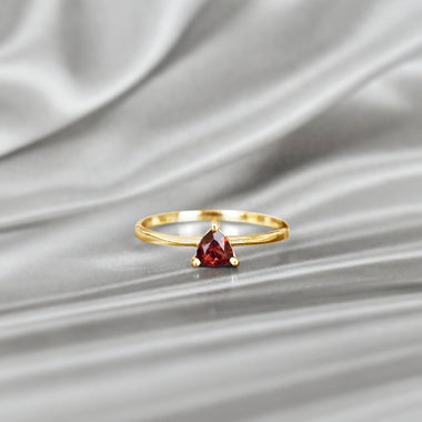 yellow_gold_trillion_gemstone_garnet_ring_jewels_by_tarry