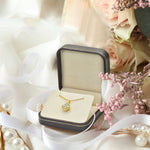 gift_halo_clover_diamond_necklace