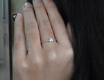 Dainty Diamond Heart Ring / 10k 14k 18k Solid Gold / Tiny Heart Ring / Wedding Ring / Engagement Ring / Love Ring / Valentine Jewelry