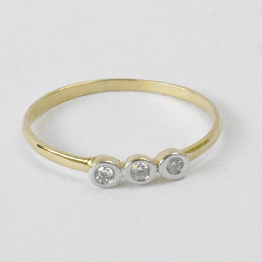 yellow_gold_three_diamond_ring_jewels_by_tarry