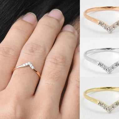 18K Rose gold / Size 7 / V shape Diamond Ring / Diamond Chevron Ring Diamond Wedding Band Wedding Ring / Engagement Ring / NXDOJGD44/05/01 - Jewels By Tarry