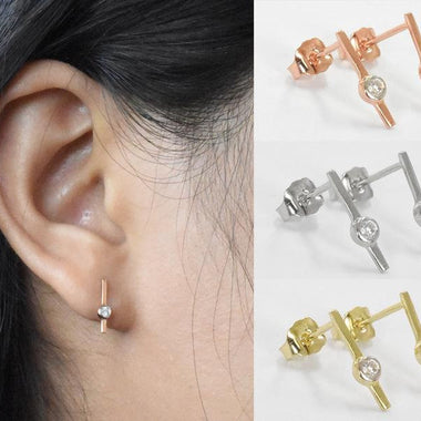 18K Yellow gold / Diamond Bar Stud Earring / Solitaire Diamond Post Earring / Diamond Stud / Bar Stud Earrings / NXDOJGD35/14 - Jewels By Tarry