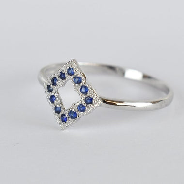 white_gold_diamond_sapphire_ring_jewels_by_tarry