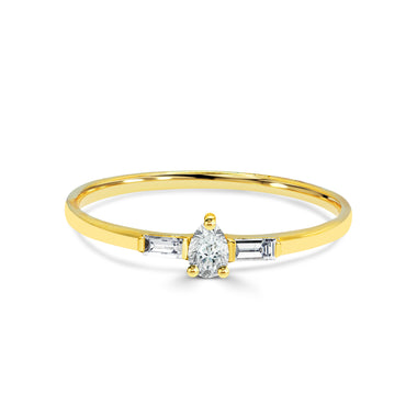 yellow_gold_pear_baguette_diamond_ring_jewels_by_tarry