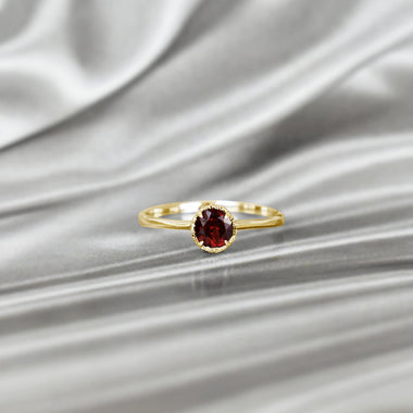 yellow_gold_round_cut_solitaire_gemstone_garnet_ring_jewels_by_tarry