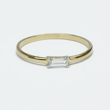 0.21 Solitaire Diamond Baguette Ring in Gold