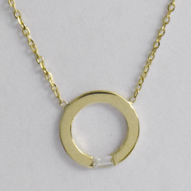 Gold Circle Pendant Necklace With Baguette Diamond 